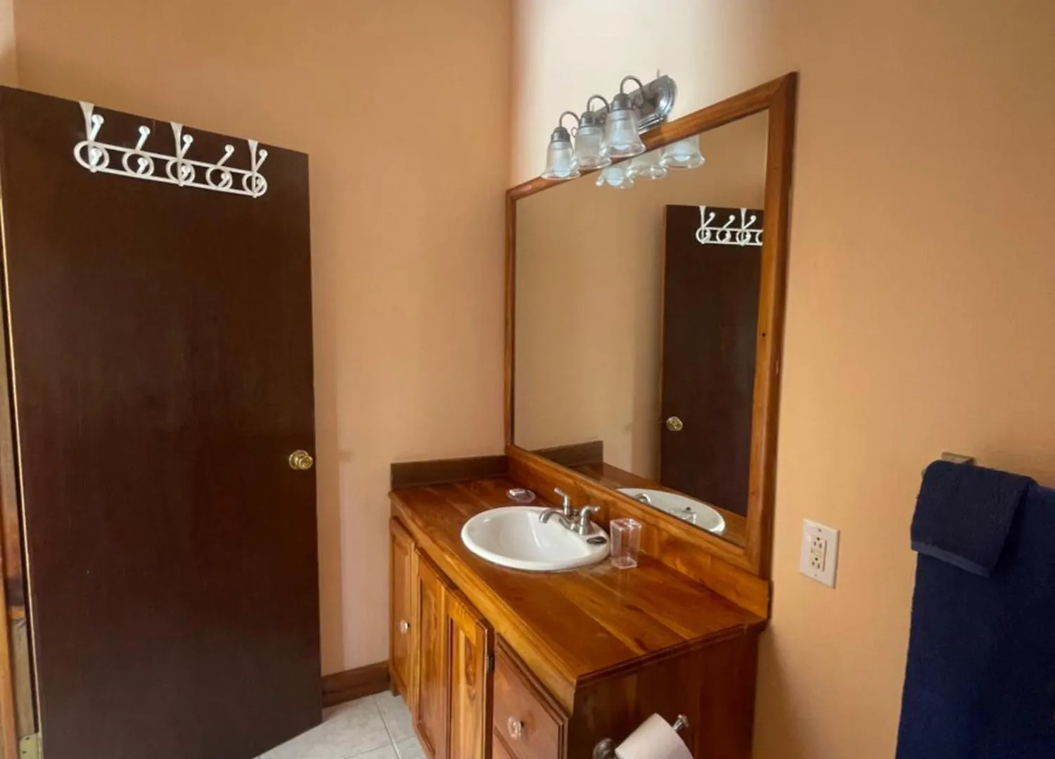 R&V Villa Негрил