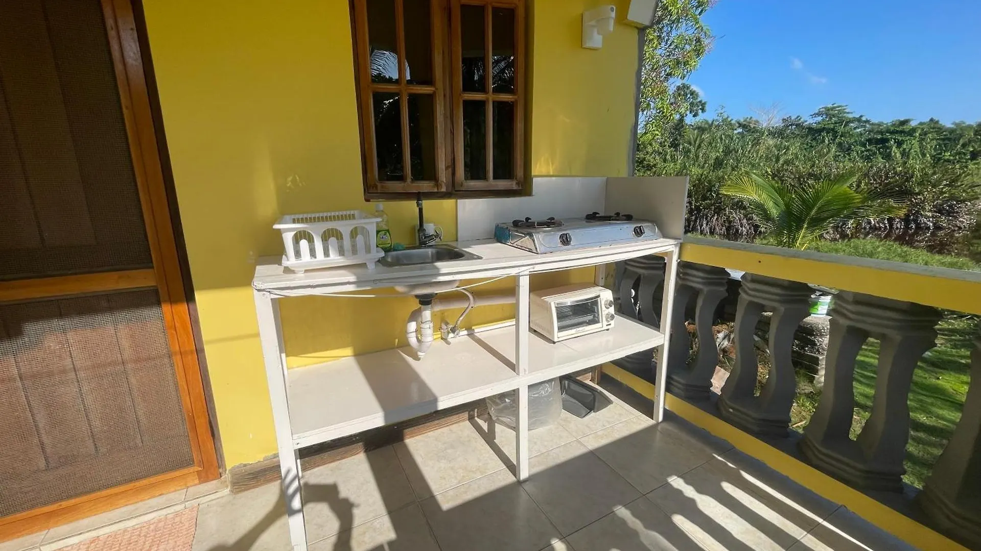 R&V Villa Negril